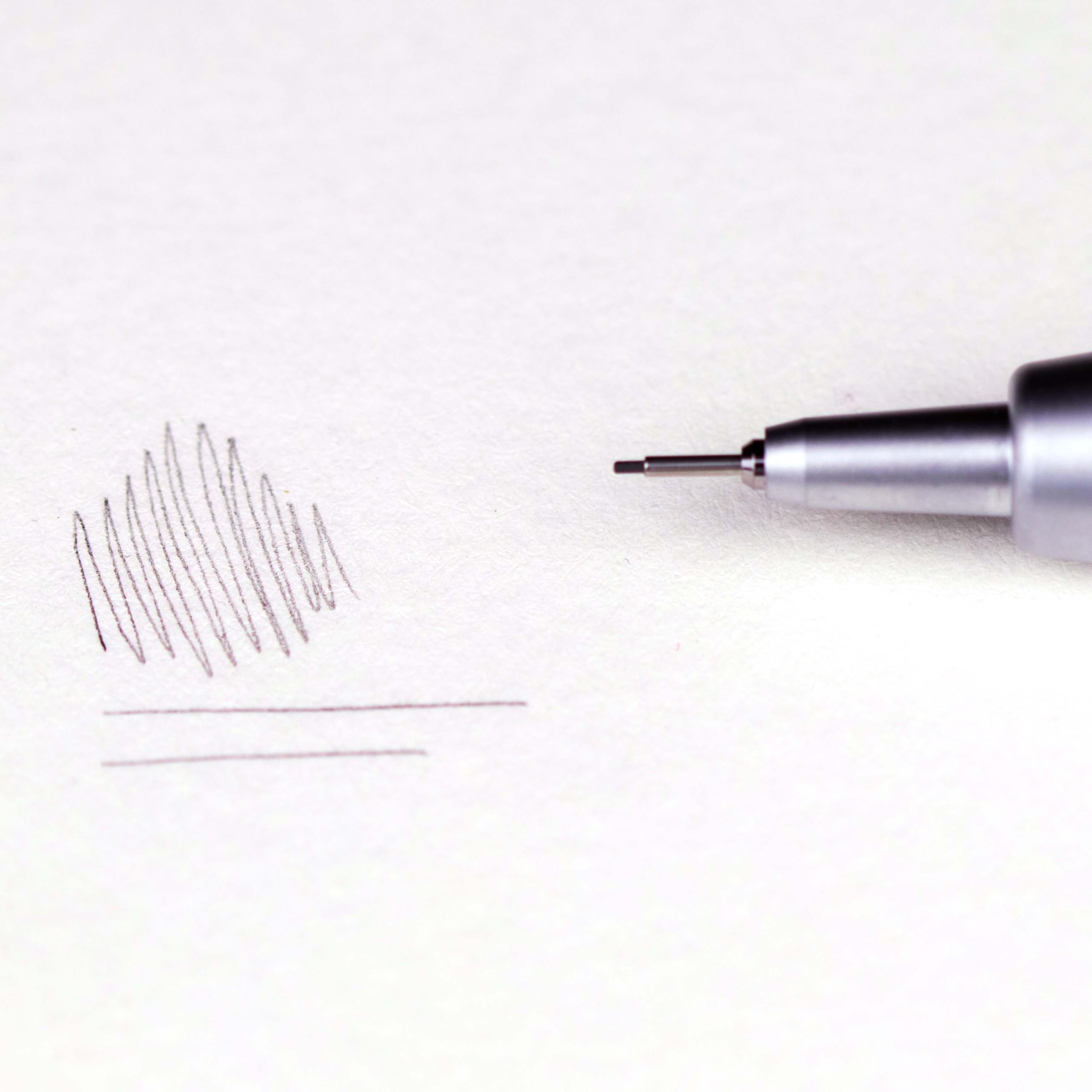 pentel-super-hi-polymer-mines-0-7-mm-3h-lot-de-12-tuis-de-12-mines image 5